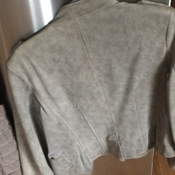 Jacket - Picture 1 of 3